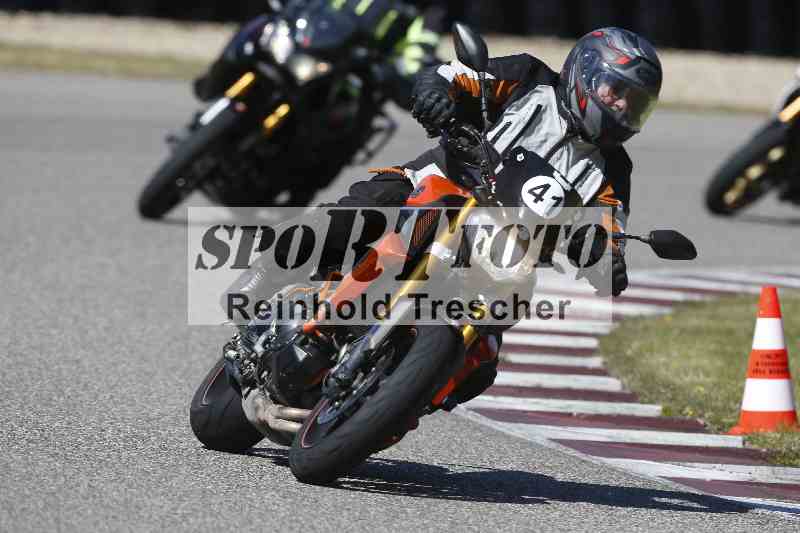 /01 02.04.2026 MAZ ADR/Gruppe rot/41